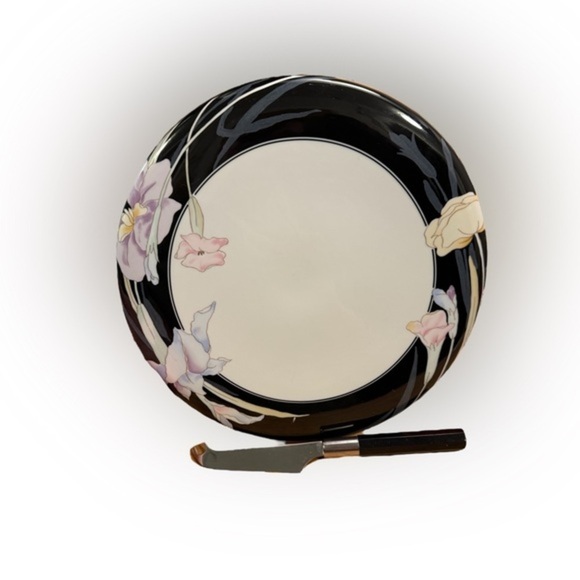 Vintage Mikasa Charisma Black L9050 Cheese Set with Cheese Knife - Picture 1 of 5